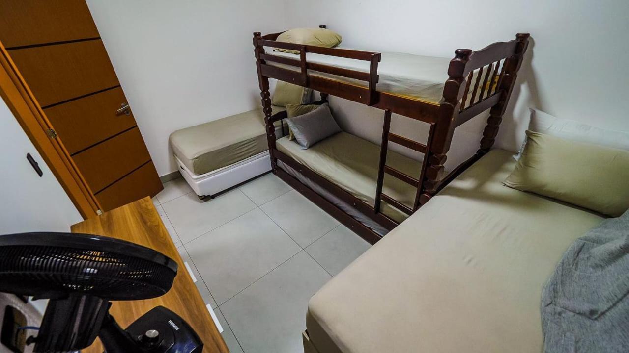 Chale Amarelo Villa อิตันญาเอม ภายนอก รูปภาพ
